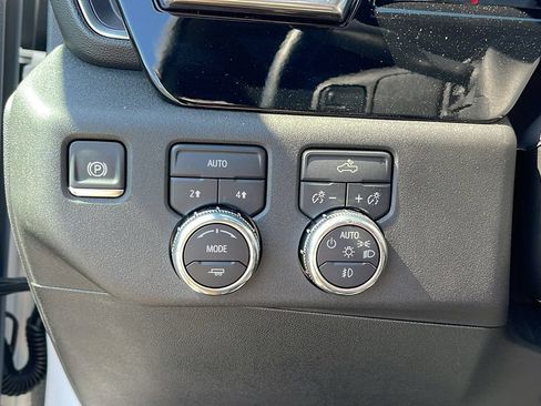 Used 2026 GMC Sierra 1500 Elevation AWD/4WD image 23