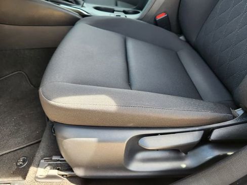 Used 2024 Toyota Corolla LE FWD image 24