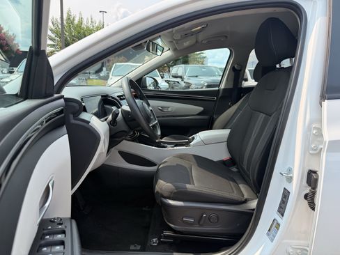 Used 2024 Hyundai Tucson SEL FWD image 12