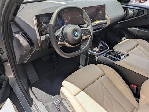 Used 2025 BMW X3 xDrive30i w/ Convenience Package image 3