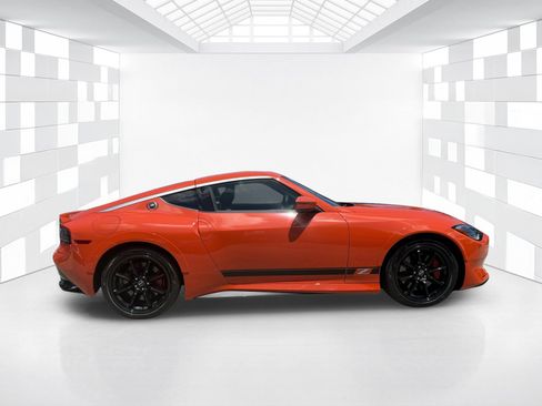 Used 2024 Nissan Z Performance w/ Heritage Edition RWD image 8