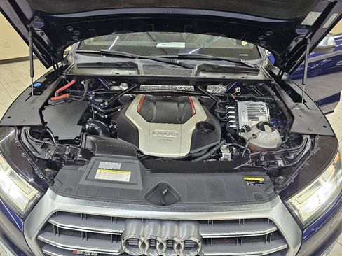 Used 2018 Audi SQ5 Premium Plus w/ S Sport Package AWD/4WD image 44