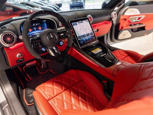 Used 2025 Mercedes-Benz AMG GT 63 S image 40