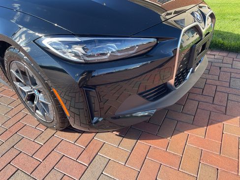 Used 2024 BMW i4 xDrive40i image 4