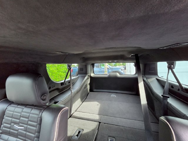 Used 2021 Cadillac Escalade ESV Sport Platinum w/ LPO, ONYX Package AWD/4WD image 12