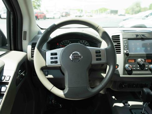 Used 2021 Nissan Frontier SV AWD/4WD image 21
