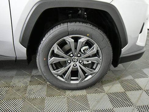 New 2025 Toyota RAV4 Limited image 17
