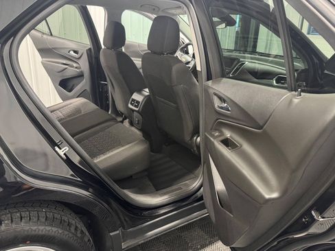 Used 2022 Chevrolet Equinox LT AWD/4WD image 25