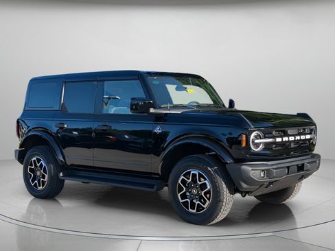 New 2026 Ford Bronco Outer Banks AWD/4WD image 41