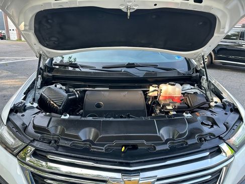 Used 2022 Chevrolet Traverse LT w/ LPO, Floor Liner Package AWD/4WD image 10