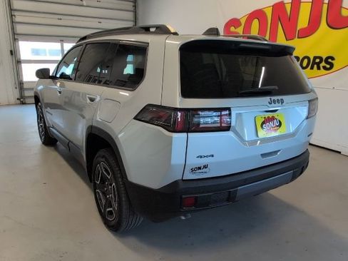 New 2026 Jeep Cherokee Laredo AWD/4WD image 3