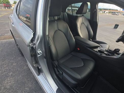 Used 2023 Toyota Camry SE FWD image 23