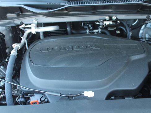 Certified 2024 Honda Odyssey EX-L image 19