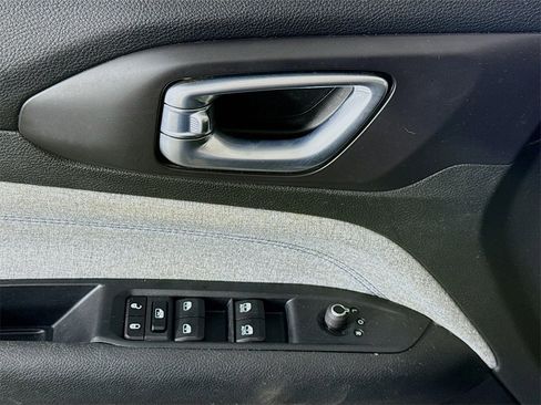 Used 2022 Jeep Compass Latitude image 22