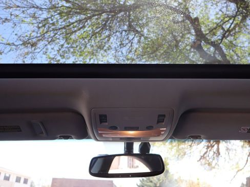 Used 2015 Lexus ES 350 w/ Luxury Package image 28