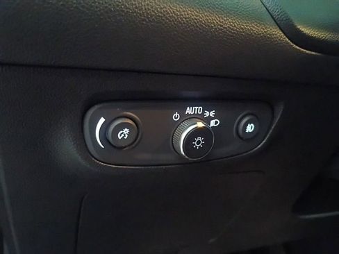 Used 2023 Buick Encore GX Preferred w/ Cold Weather Comfort Package image 18