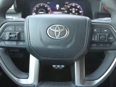 Used 2026 Toyota Tacoma TRD Sport AWD/4WD image 15