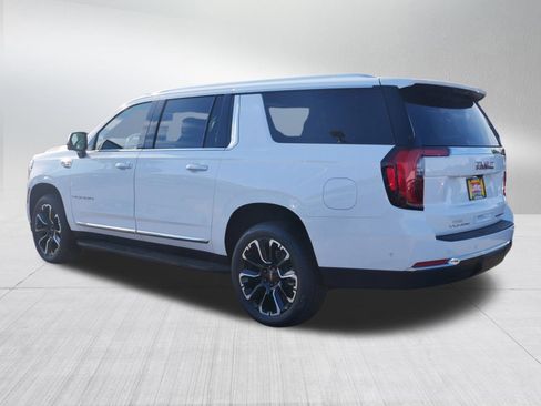 New 2026 GMC Yukon XL Elevation w/ LPO, Floor Liner Package AWD/4WD image 2