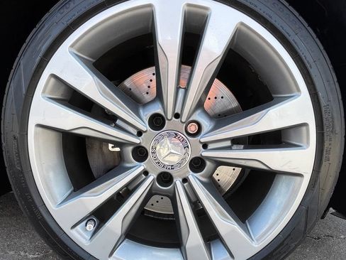 Used 2016 Mercedes-Benz E 400 Coupe image 10