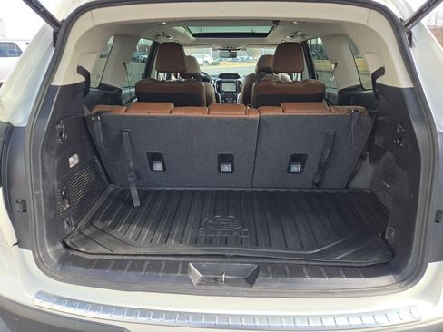 Used 2020 Subaru Ascent Touring w/ Popular Package #2A image 16