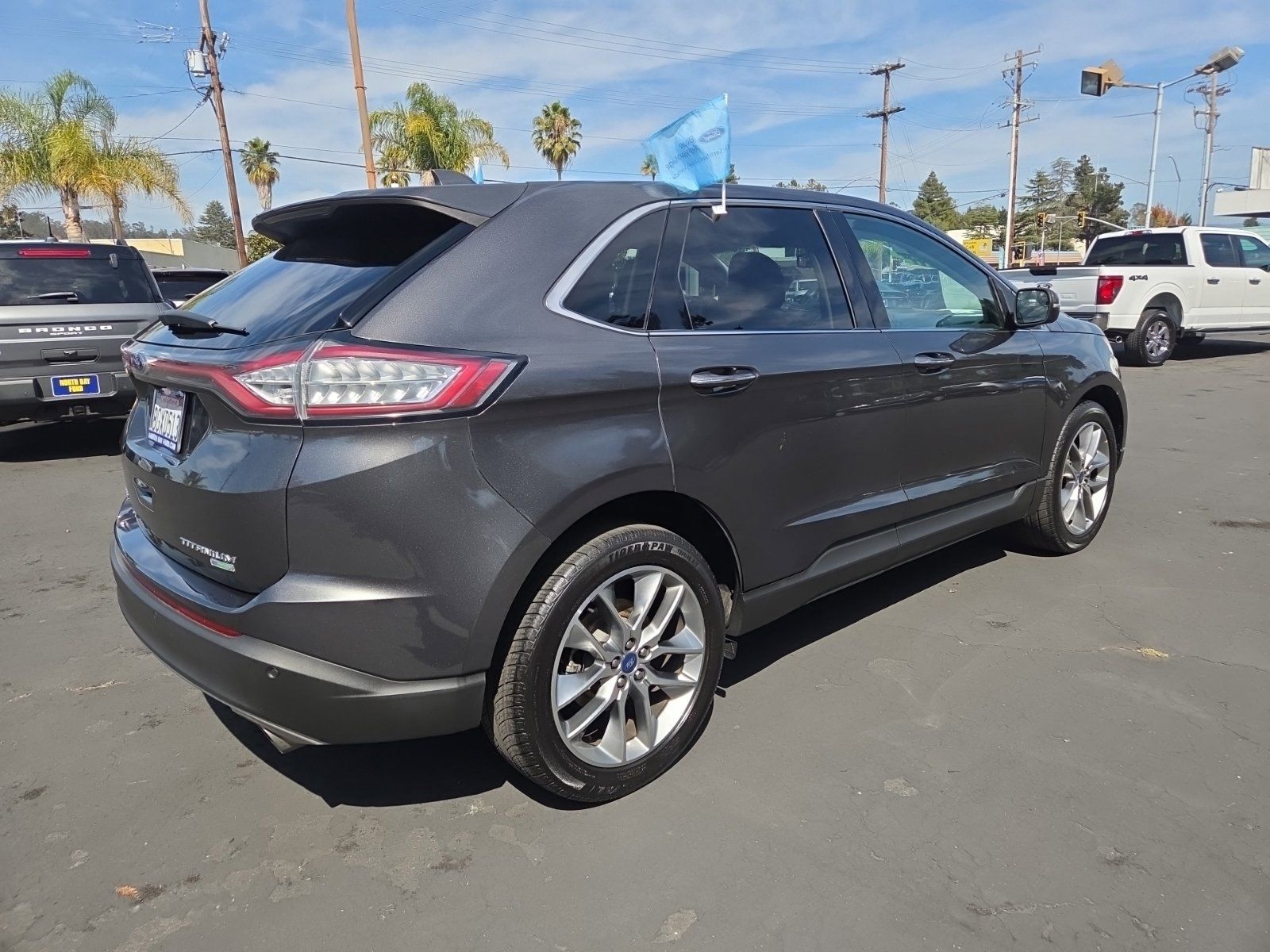 Certified 2018 Ford Edge Titanium w/ Technology Package FWD image 5