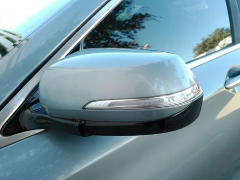 Used 2015 Hyundai Genesis 5.0 image 15