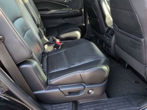 Used 2020 Honda Pilot Touring image 18