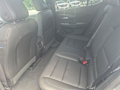 Used 2026 Buick Envista Sport Touring w/ Convenience I Package FWD image 23