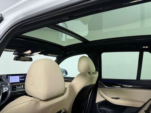 Certified 2023 BMW X3 xDrive30i w/ Premium Package image 18