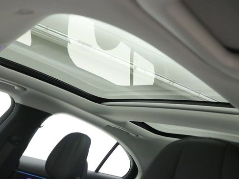 New 2025 Mercedes-Benz E 350 4MATIC Sedan image 26