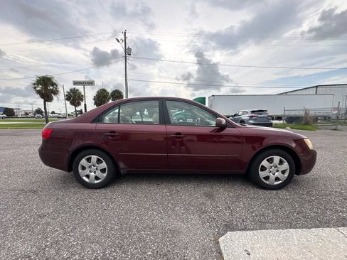 Used 2009 Hyundai Sonata GLS FWD image 2