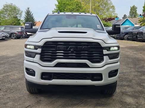 New 2026 RAM 2500 Tradesman AWD/4WD image 2