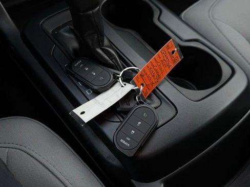 Used 2019 Chevrolet Colorado W/T image 5