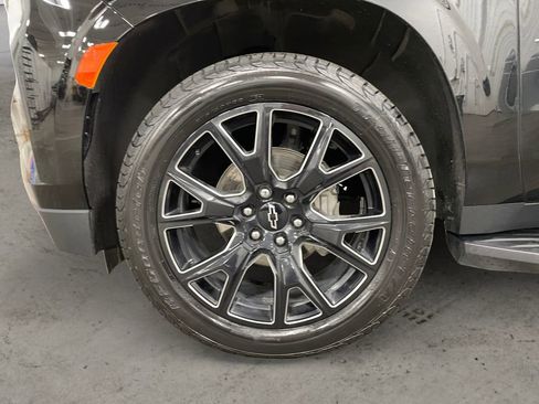 Used 2023 Chevrolet Tahoe Premier image 14