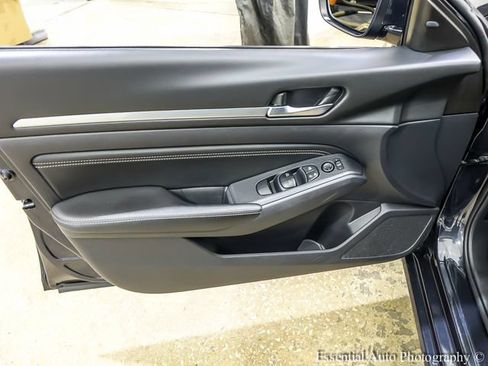 Used 2019 Nissan Altima 2.5 SV AWD/4WD image 19