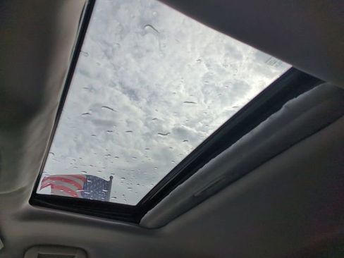 Used 2024 Nissan Armada SL w/ Captain's Chairs Package image 20