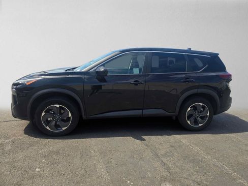 Used 2024 Nissan Rogue SV FWD image 6
