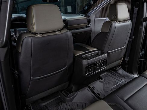 Used 2023 Chevrolet Silverado 1500 ZR2 w/ Technology Package image 33