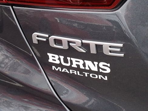 Used 2023 Kia Forte LXS image 29