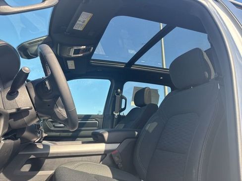 New 2026 RAM 1500 Big Horn AWD/4WD image 19