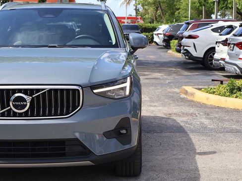 Used 2023 Volvo XC40 B5 Plus w/ Driver Assist Package AWD/4WD image 15