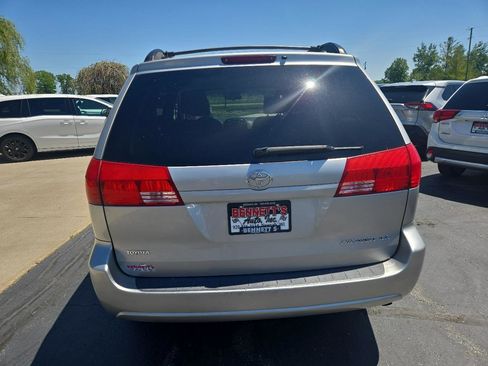 Used 2004 Toyota Sienna LE FWD image 4
