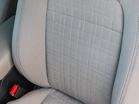 Used 2025 Honda HR-V LX image 23