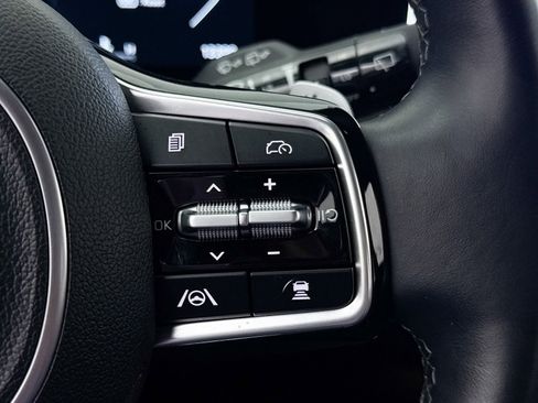 Certified 2024 Kia Sorento SX Prestige image 36