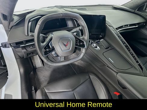 Used 2025 Chevrolet Corvette Stingray Premium Cpe w/ Z51 Performance Package RWD image 30