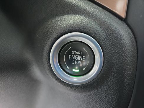 Used 2022 Chevrolet Silverado 3500 High Country image 22