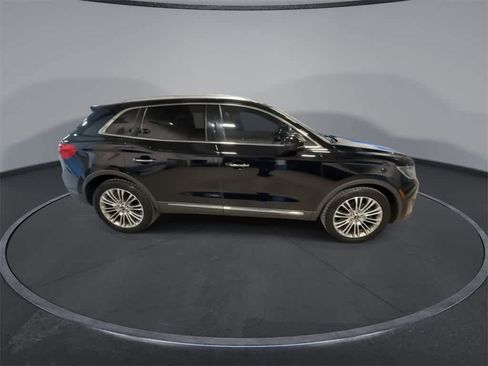 Used 2017 Lincoln MKX Reserve w/ Lincoln MKX Climate Package image 9