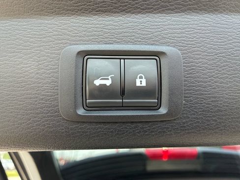 Used 2024 Mitsubishi Outlander SEL AWD/4WD image 20