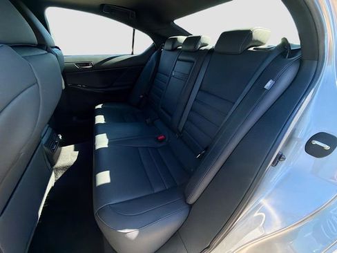 Used 2022 Lexus IS 350 F Sport image 19