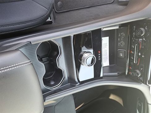 New 2025 Jeep Grand Cherokee L Laredo w/ Luxury Tech Group I image 26